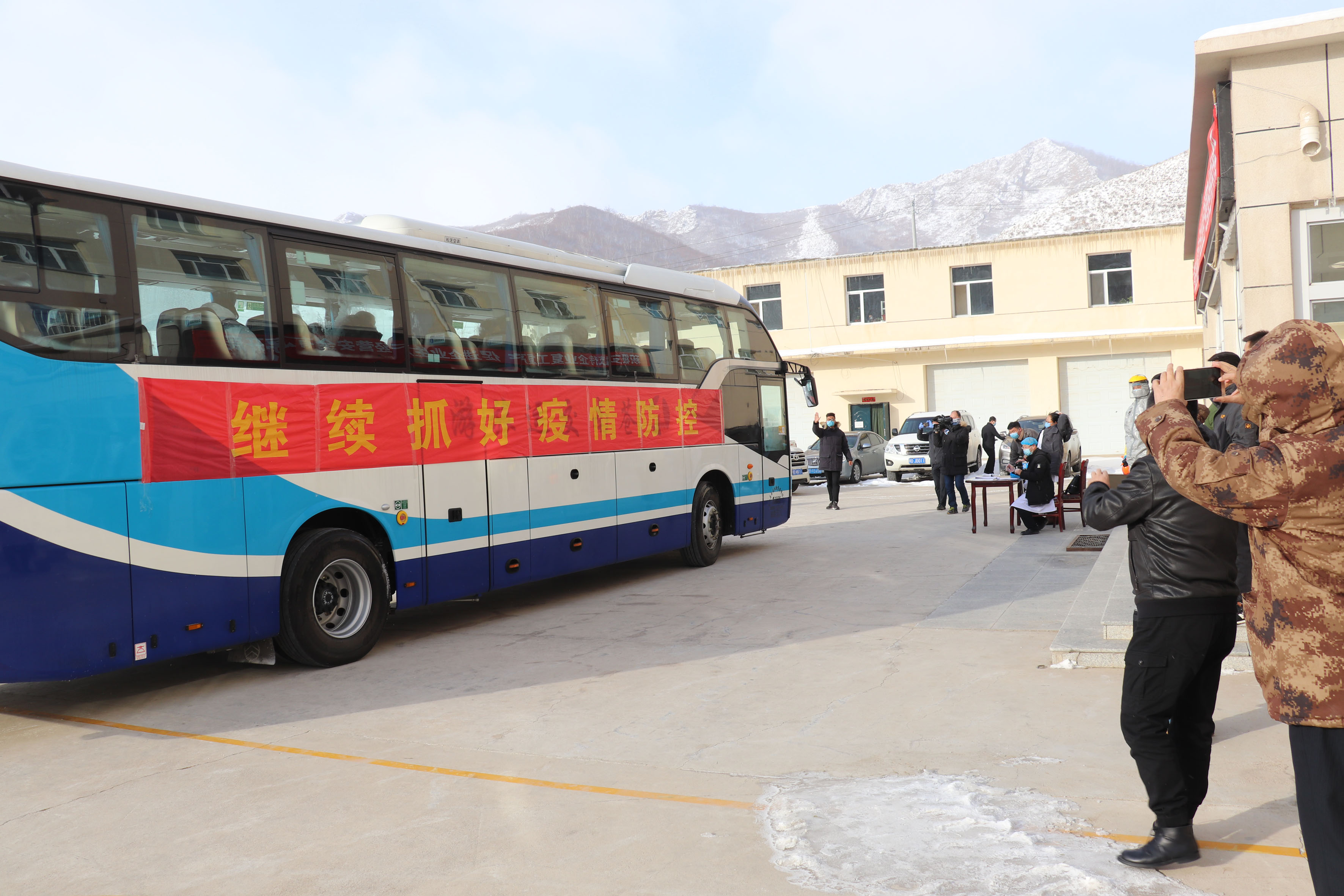2400公里复工路，星空入口-星空入口（中国）
包车护航复工复产