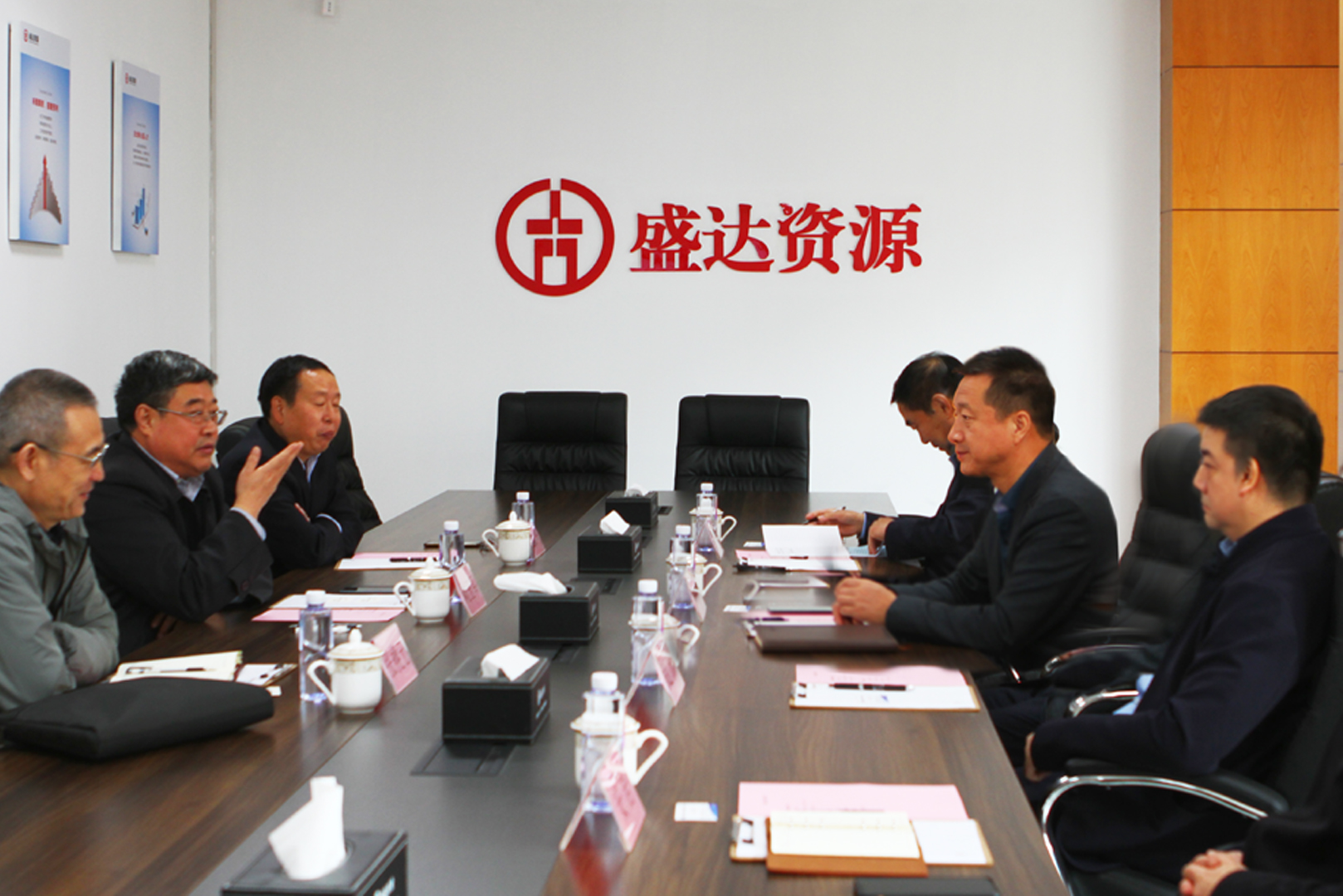 中国华冶科工集团董事长刘玉军率队到访星空入口-星空入口（中国）
